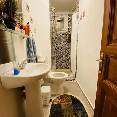Cosy And Central Apartment**taksim**galata Apartment *